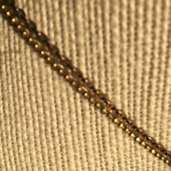 D'vine necklace with two tone chains - Picture 6 of 7